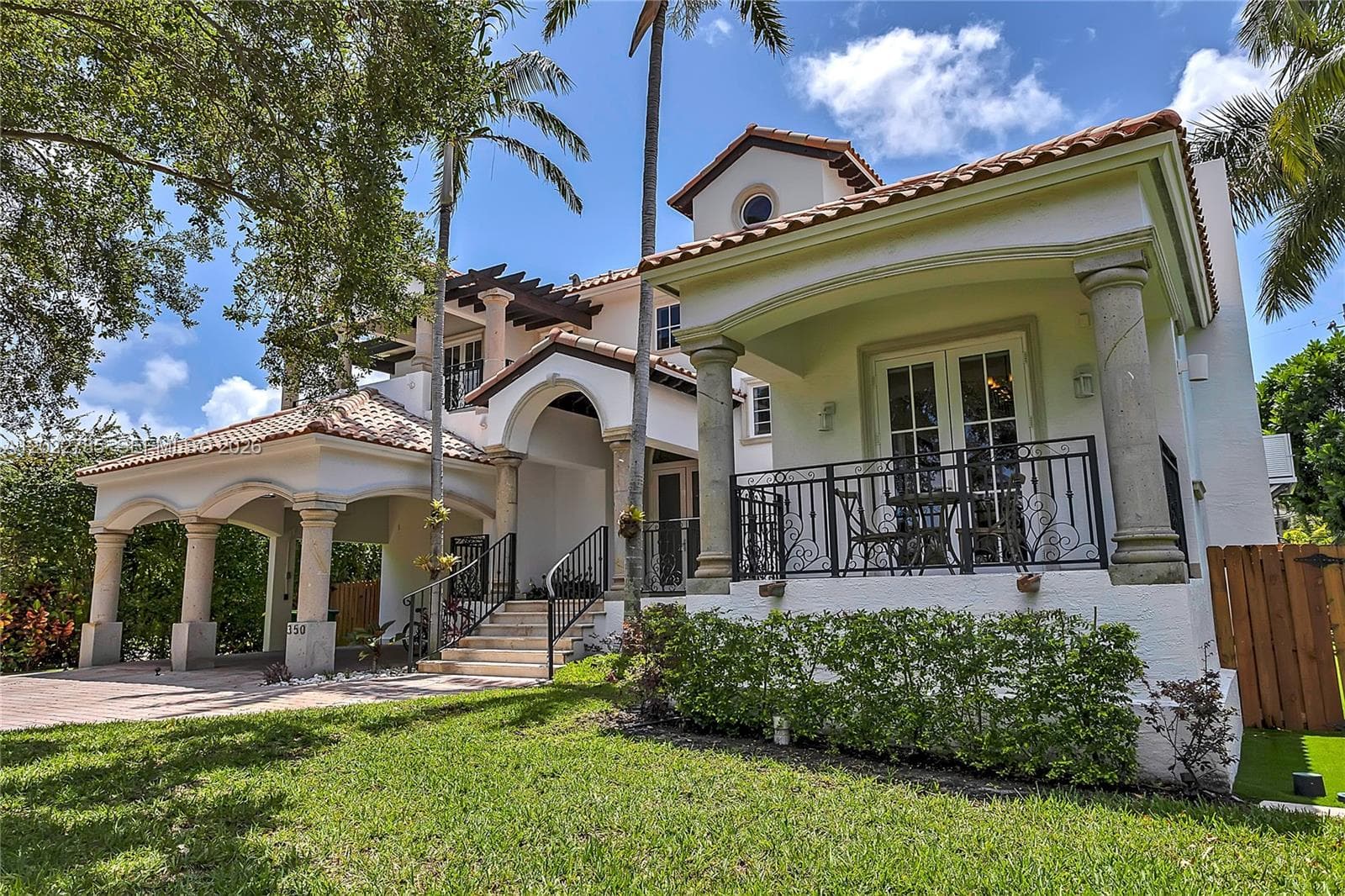 350 Redwood Ln, Key Biscayne, FL 33149 — zdjęcie 3