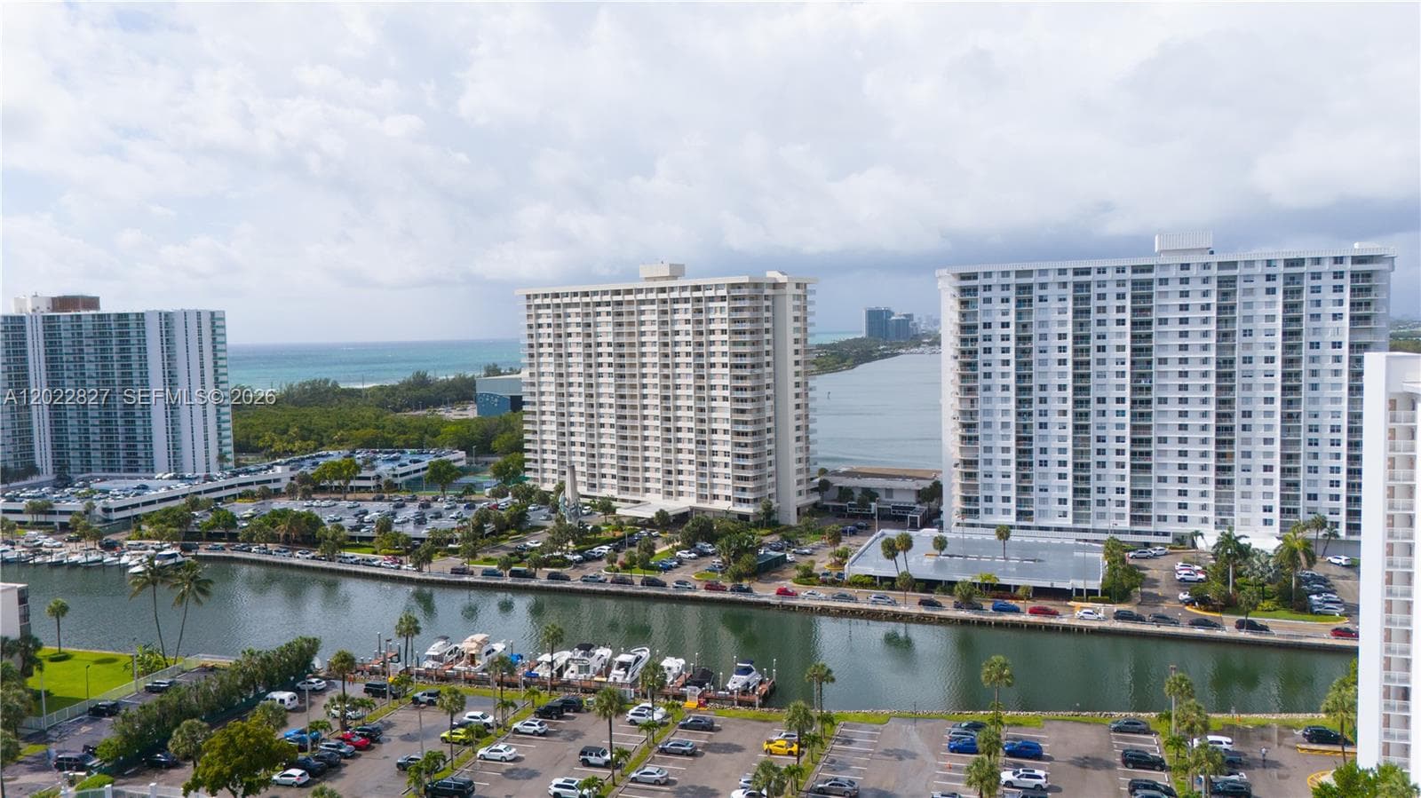 300 Bayview Dr # 1504, Sunny Isles Beach, FL 33160 — zdjęcie 2