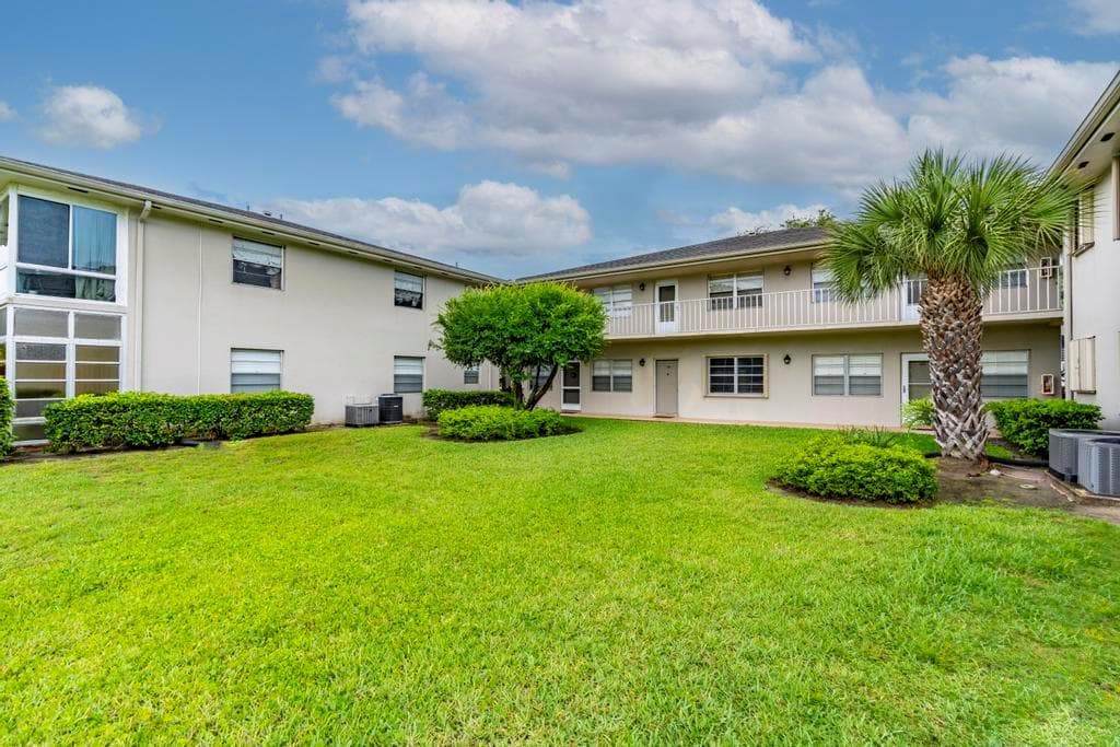 3 Lake Vista Trail # 203, Port St. Lucie, FL 34952 — zdjęcie 3