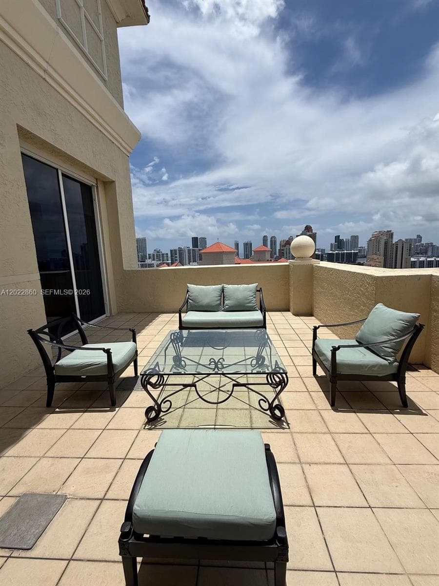 19501 W Country Club Dr # TS-03, Aventura, FL 33180 — zdjęcie 2