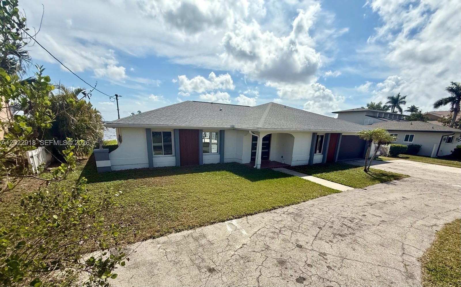 111 E NORTH SHORE AVE, Other City - In The State Of Florida, FL 33917 — zdjęcie 4