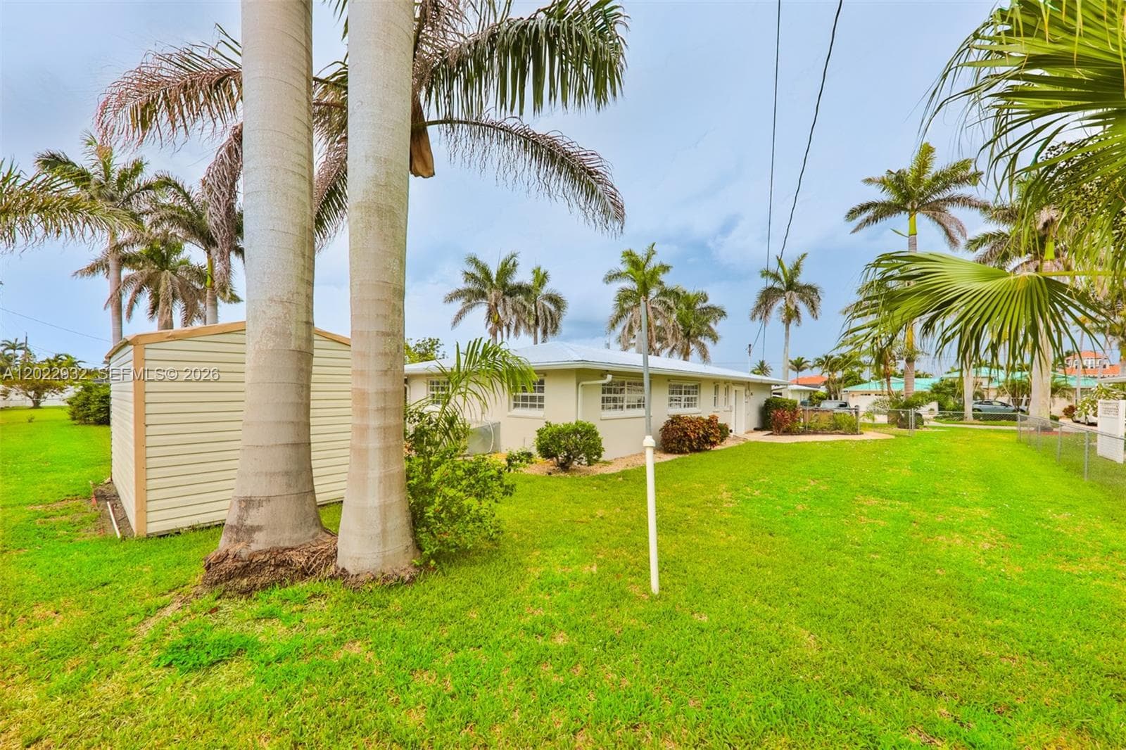 450 bayshore dr, Cape Coral, FL 33904 — zdjęcie 2