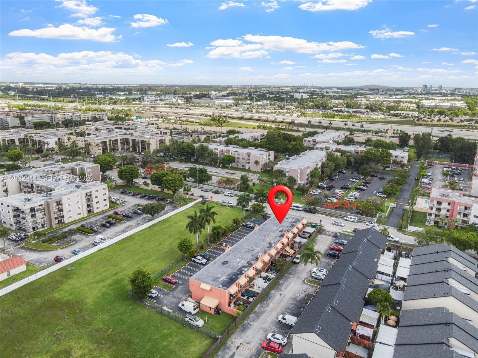 8454 NW 8th St # 2, Miami, FL 33126 — zdjęcie 3