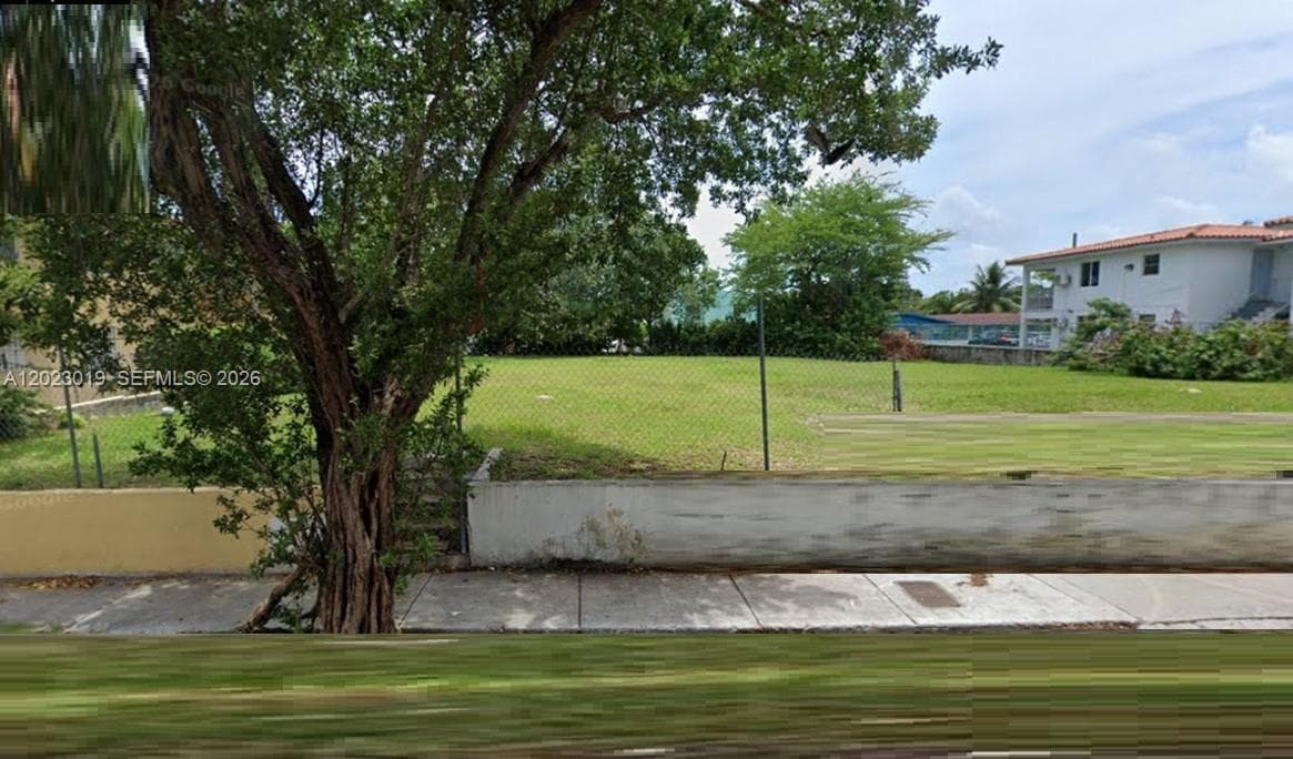 1534 SW 3rd St, Miami, FL 33135 — zdjęcie 3