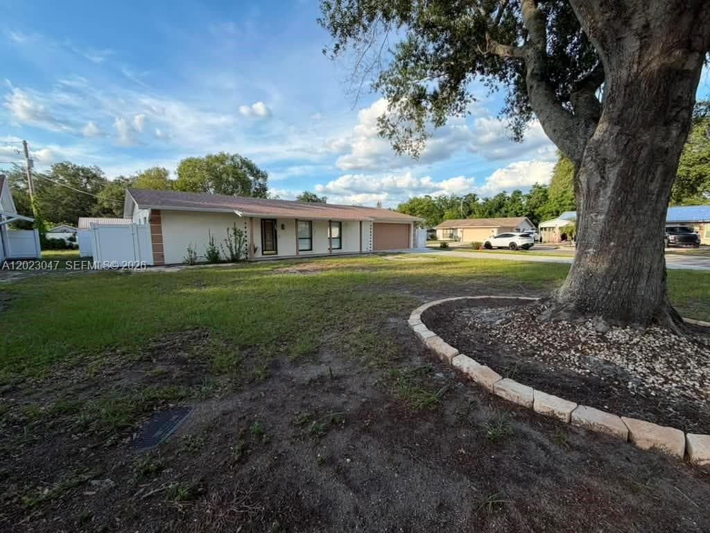 1210 BRANDA VISTA DR, Brandon, FL 33510 — zdjęcie 3
