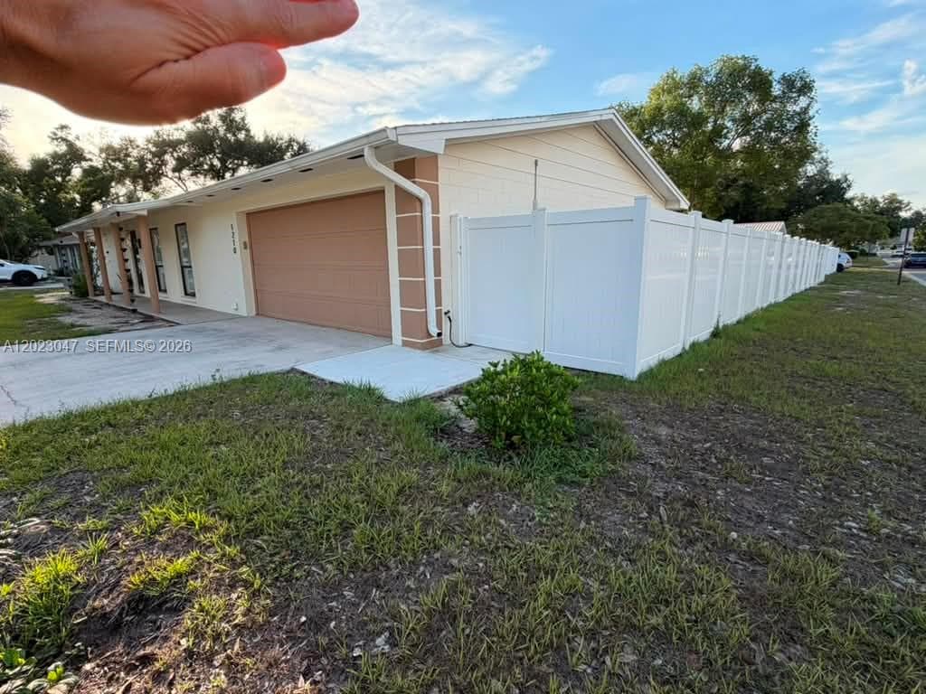 1210 BRANDA VISTA DR, Brandon, FL 33510 — zdjęcie 4