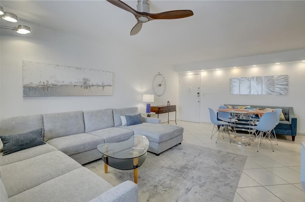 3020 NE 16th Avenue # 304, Oakland Park, FL 33334 — zdjęcie 2