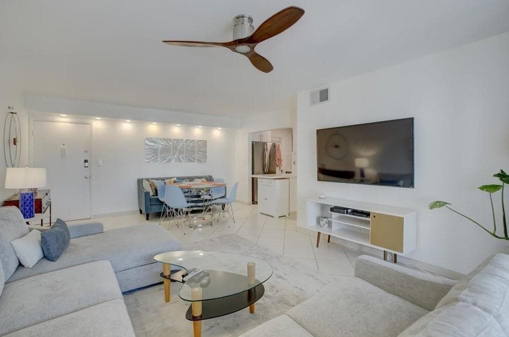 3020 NE 16th Avenue # 304, Oakland Park, FL 33334 — zdjęcie 4