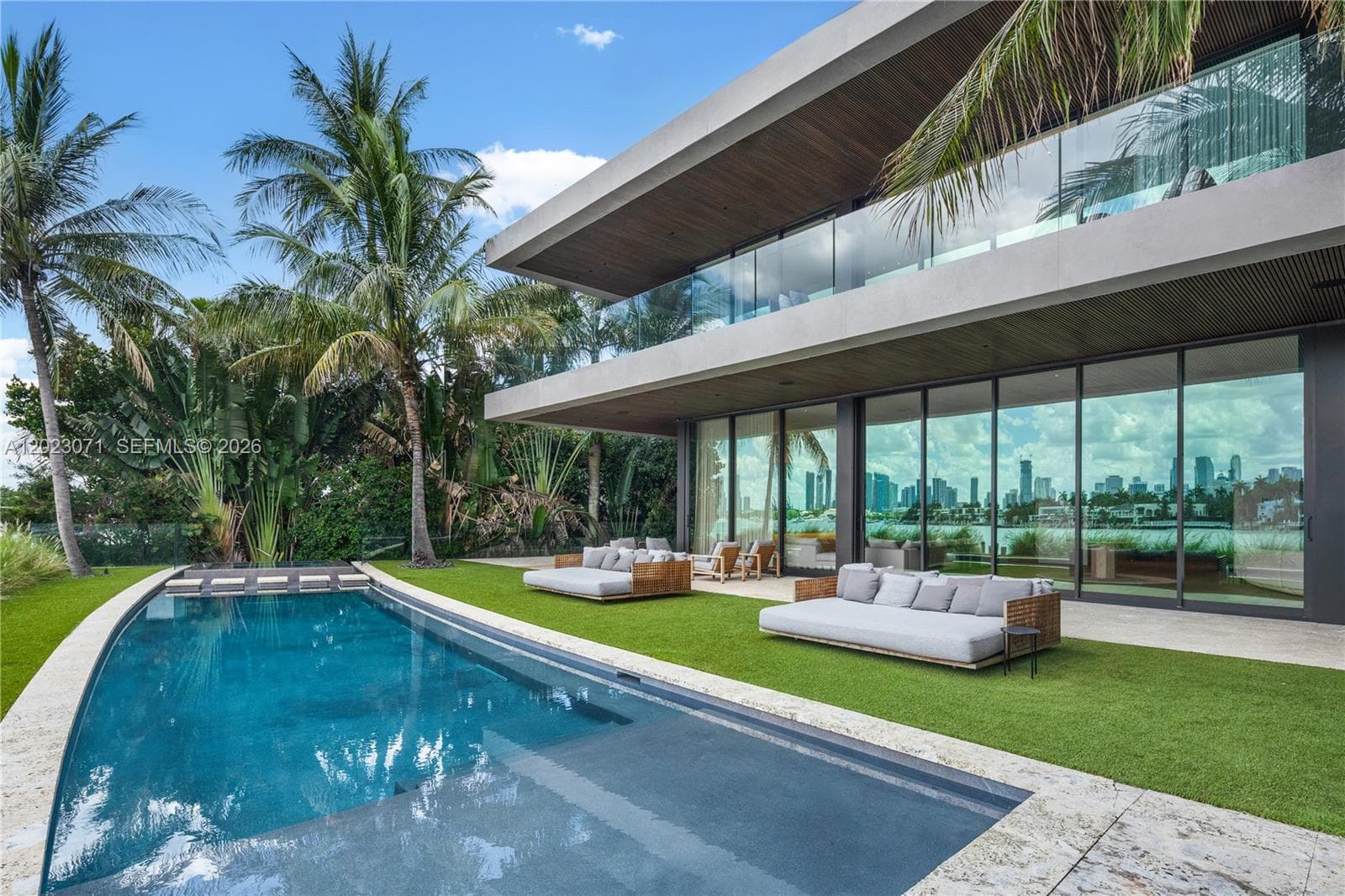 28 W Dilido Dr, Miami Beach, FL 33139 — zdjęcie 4