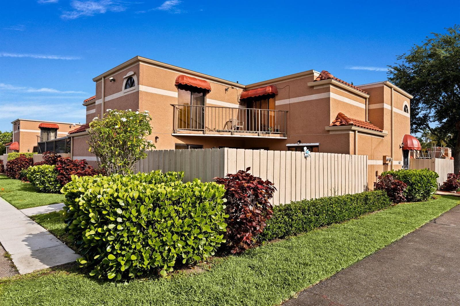 6139 Seven Springs Boulevard, FL 33463 — zdjęcie 2