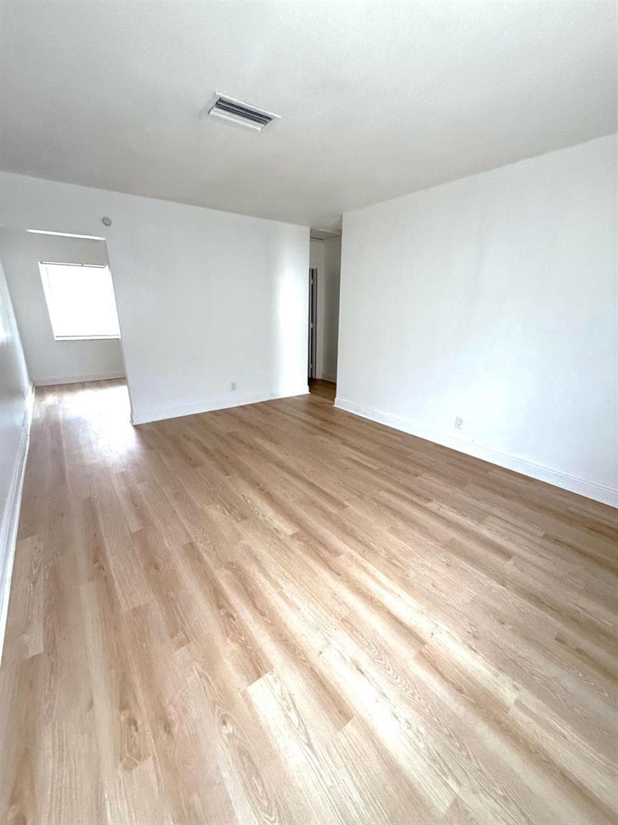 4130 NW 31st Terrace # 1, Lauderdale Lakes, FL 33309 — zdjęcie 3