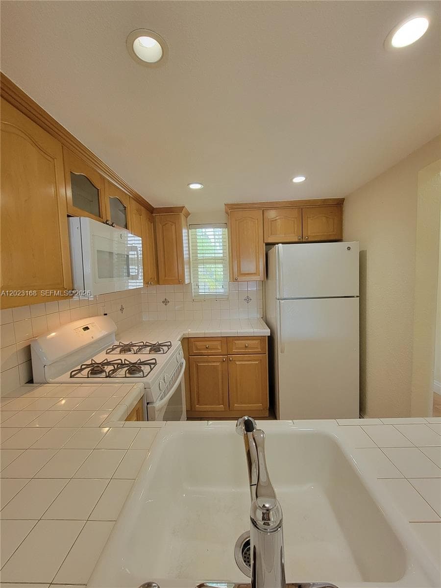 6707 N Kendall Dr # 107, Pinecrest, FL 33156 — zdjęcie 3
