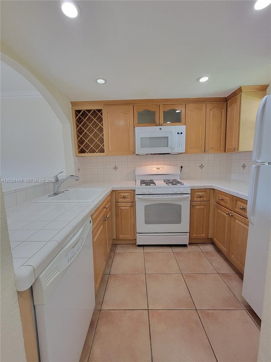 6707 N Kendall Dr # 107, Pinecrest, FL 33156 — zdjęcie 4