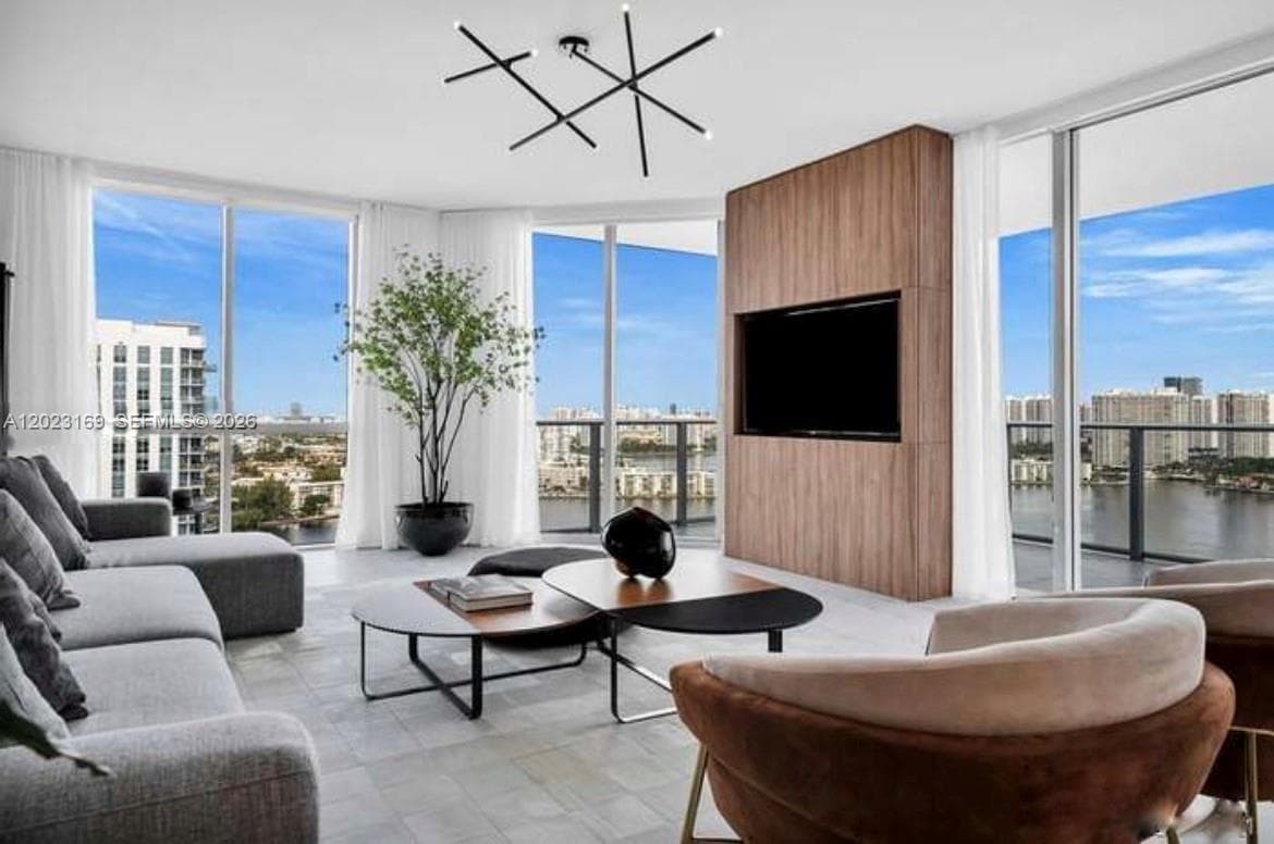 17111 Biscayne Blvd # 2209, North Miami Beach, FL 33160 — zdjęcie 3