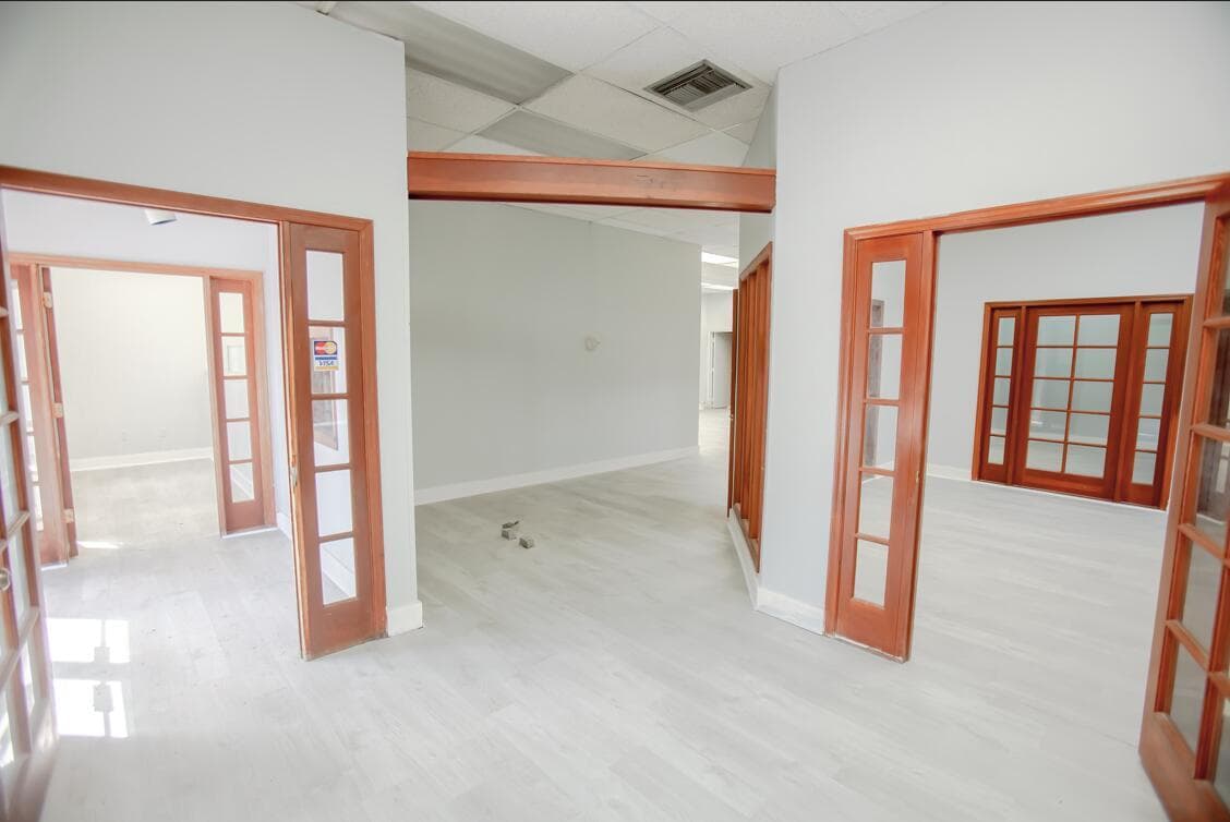 16350 NE 12th Avenue, North Miami Beach, FL 33162 — zdjęcie 5