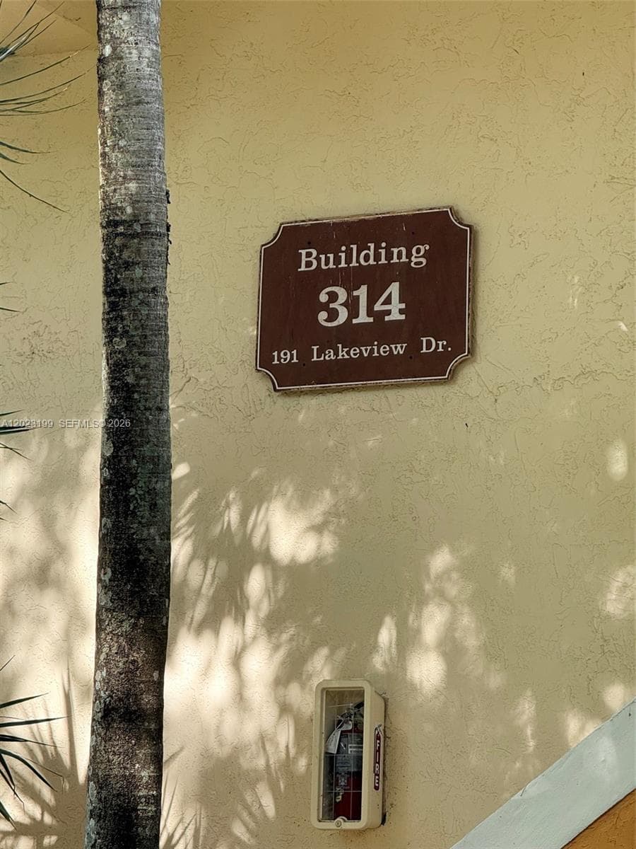 191 Lakeview Dr # 103, Weston, FL 33326 — zdjęcie 2