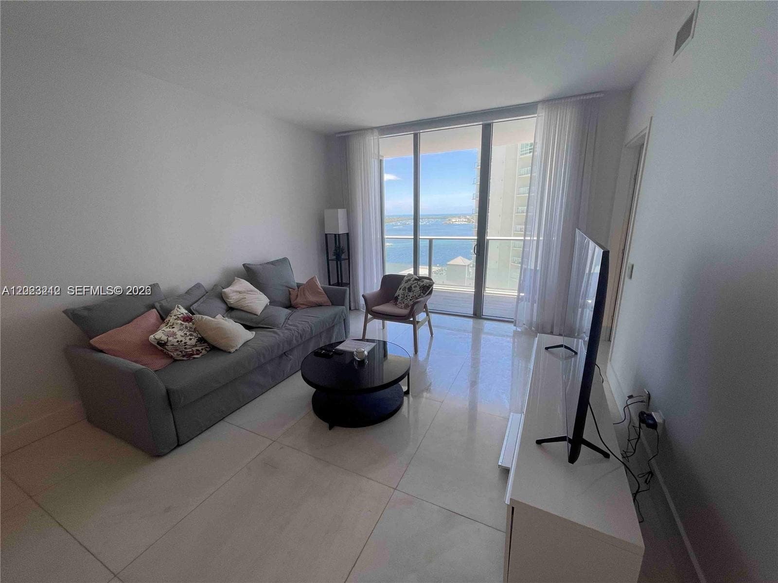 1300 Brickell Bay Dr # 2304, Miami, FL 33131 — zdjęcie 3