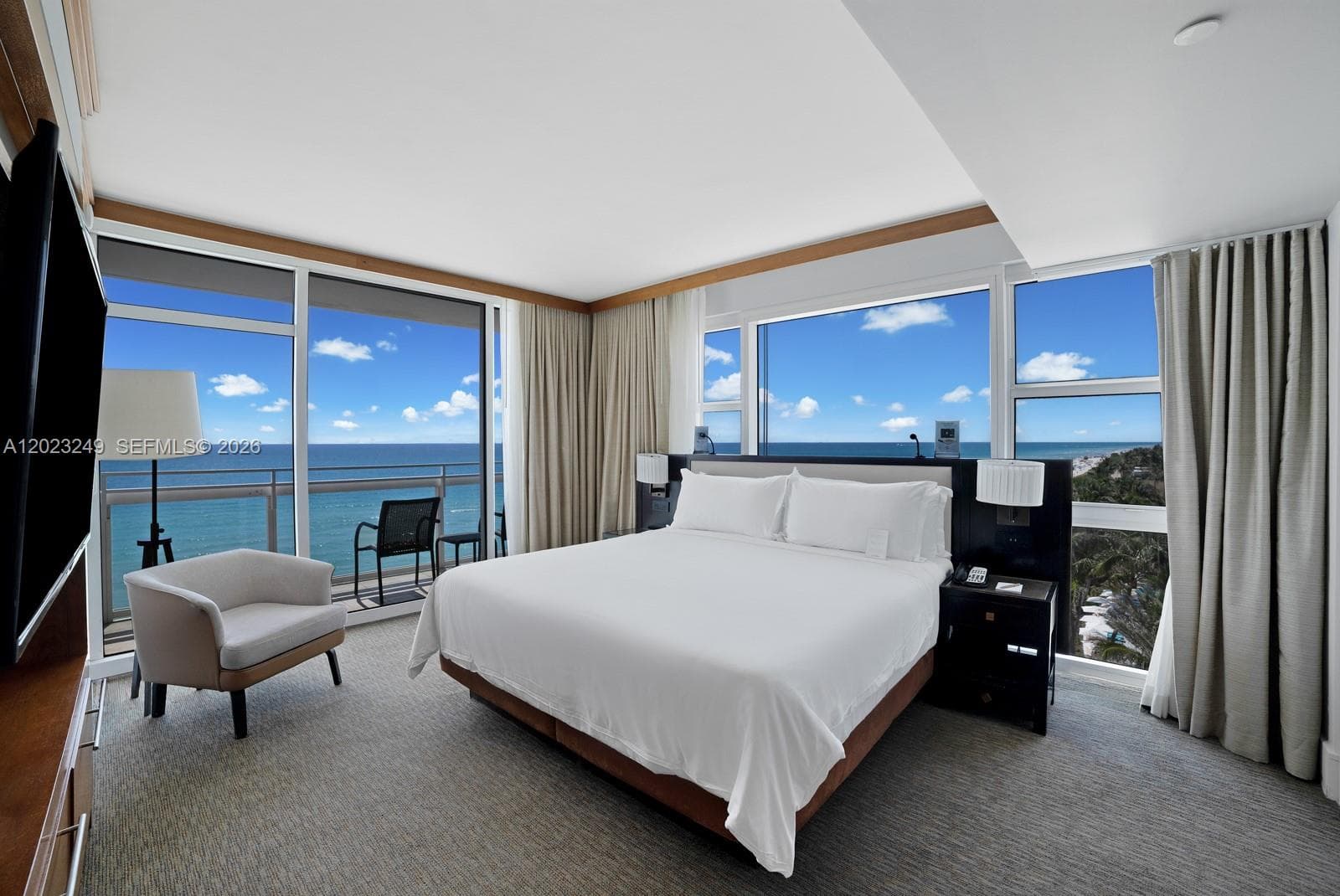 6801 Collins Ave # 705 (Door 722), Miami Beach, FL 33141 — zdjęcie 2