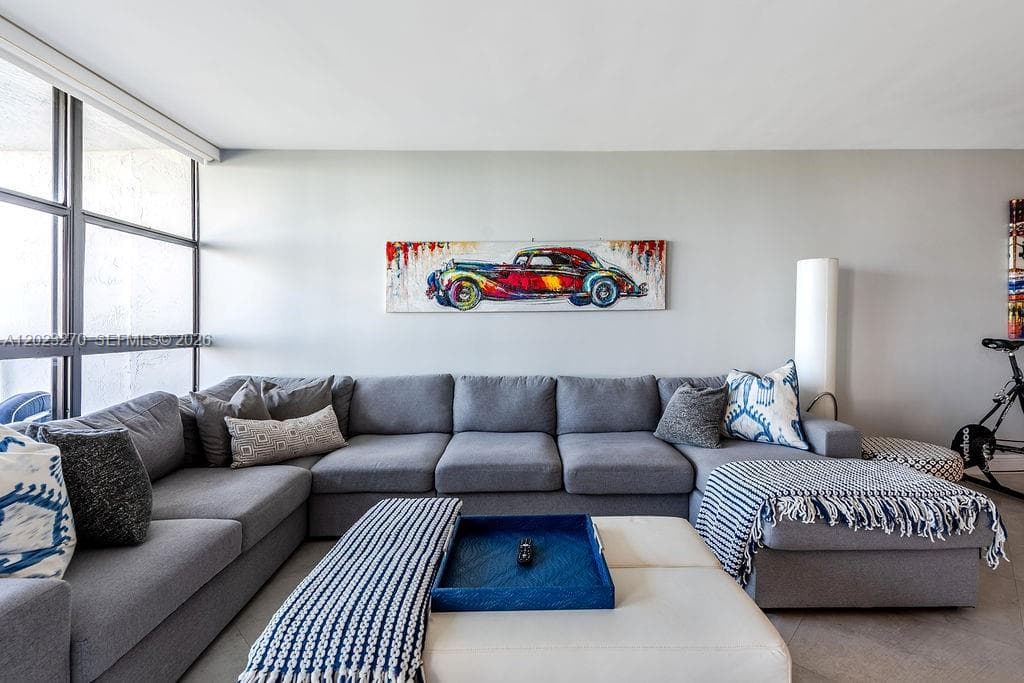 600 Parkview Dr # 829, Hallandale Beach, FL 33009 — zdjęcie 4
