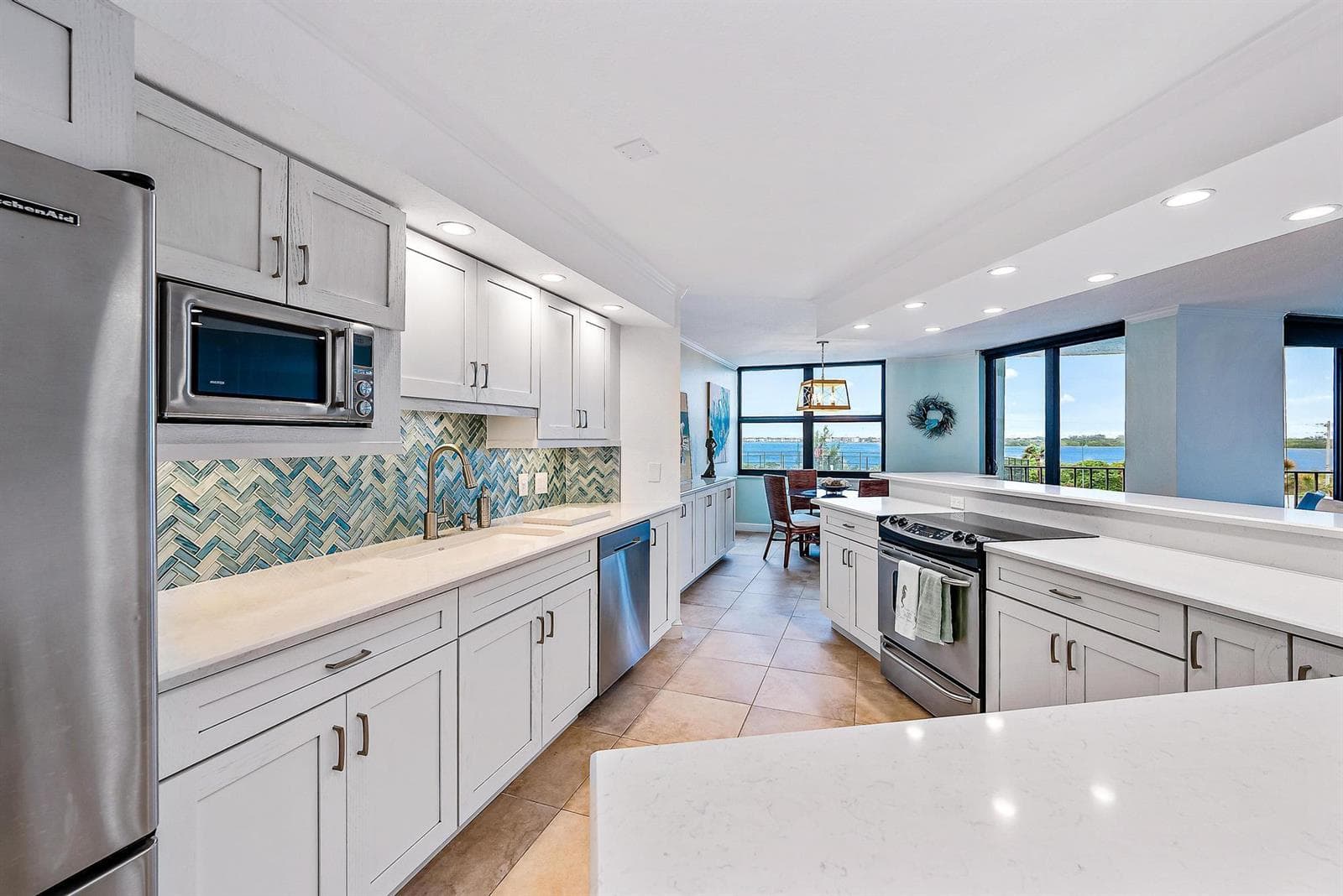 5420 N Ocean Drive # 305, Singer Island, FL 33404 — zdjęcie 4