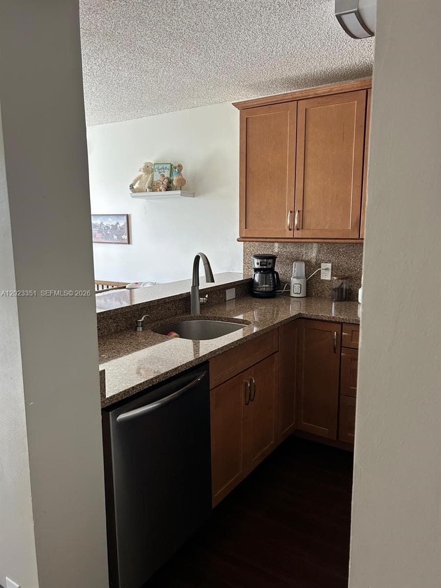 977 Coral Club Dr # 977, Coral Springs, FL 33071 — zdjęcie 4