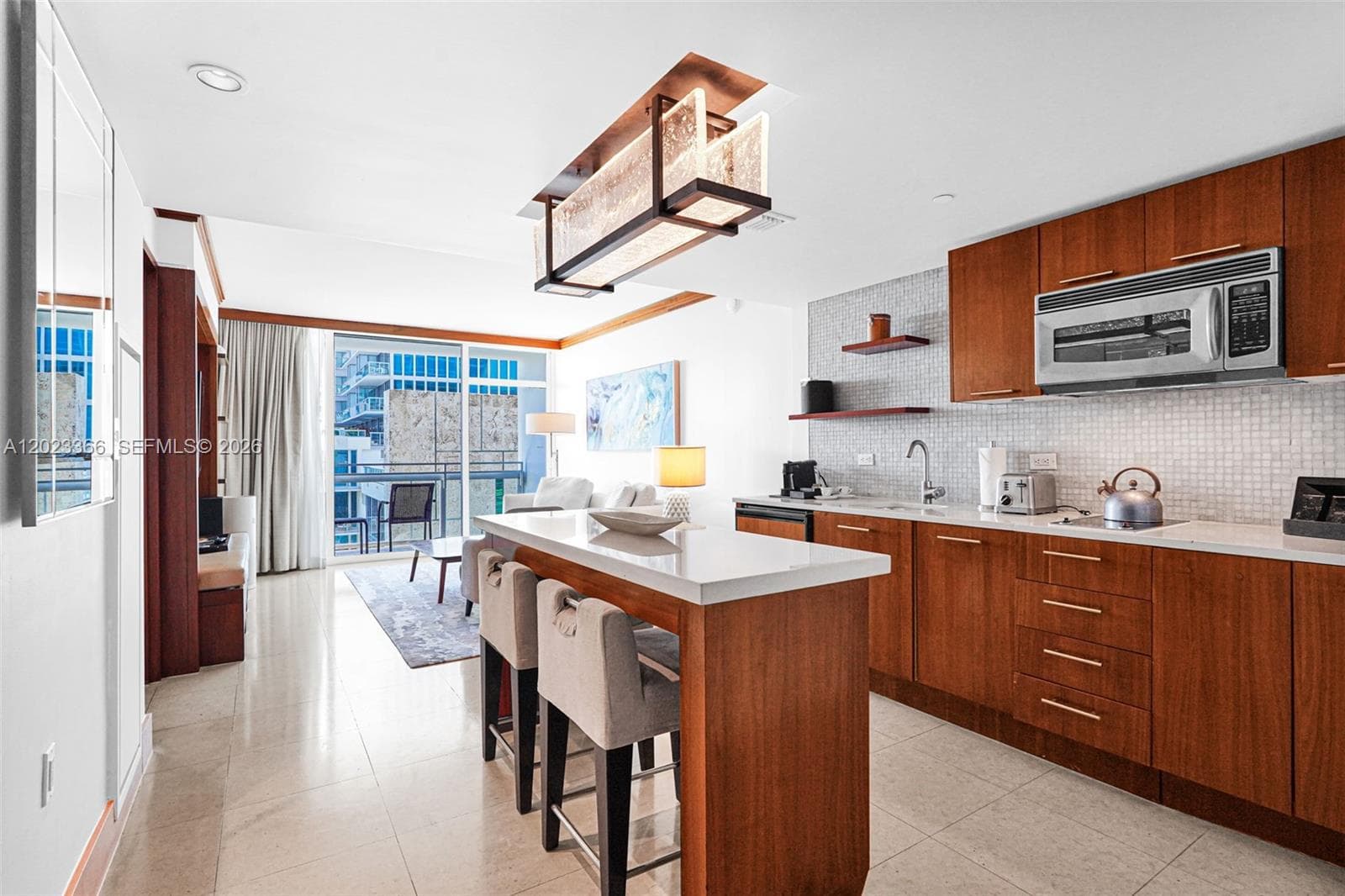 6801 Collins Ave # 611 (Door 610), Miami Beach, FL 33141 — zdjęcie 3