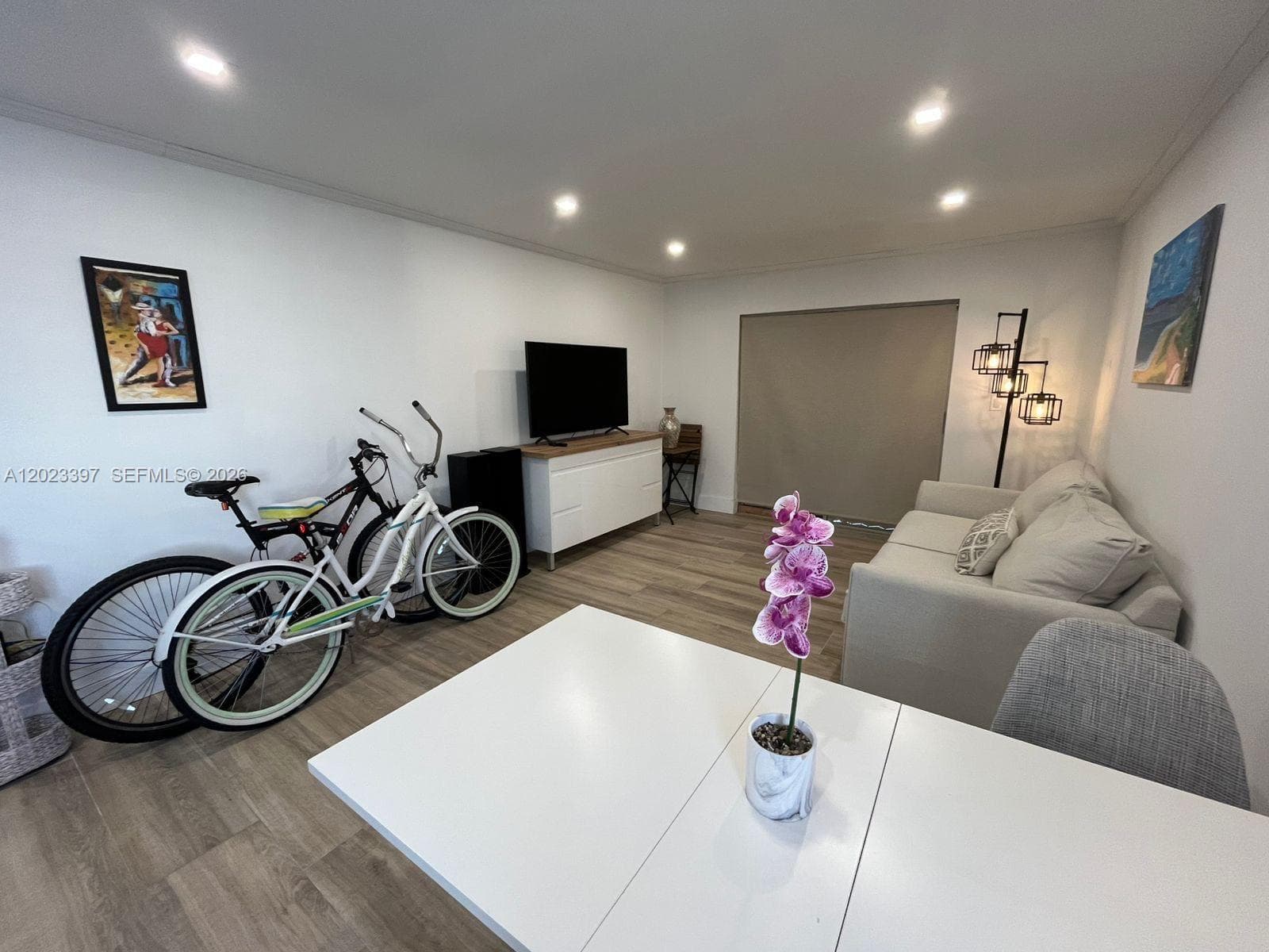 6965 Harding Ave # 401, Miami Beach, FL 33141 — zdjęcie 2