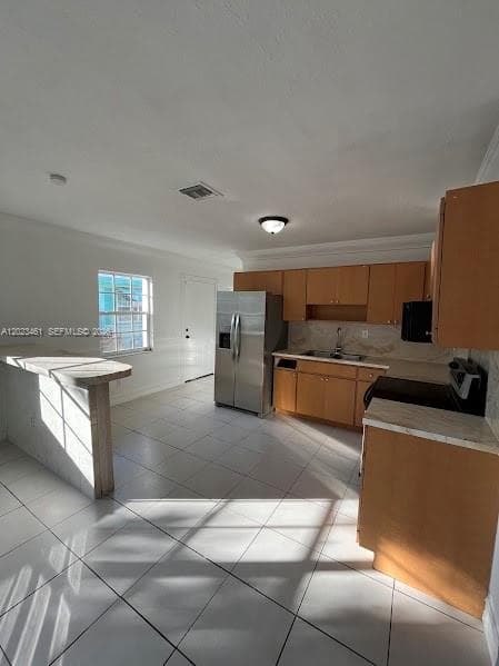 2411 NW 65th St, Miami, FL 33147 — zdjęcie 5