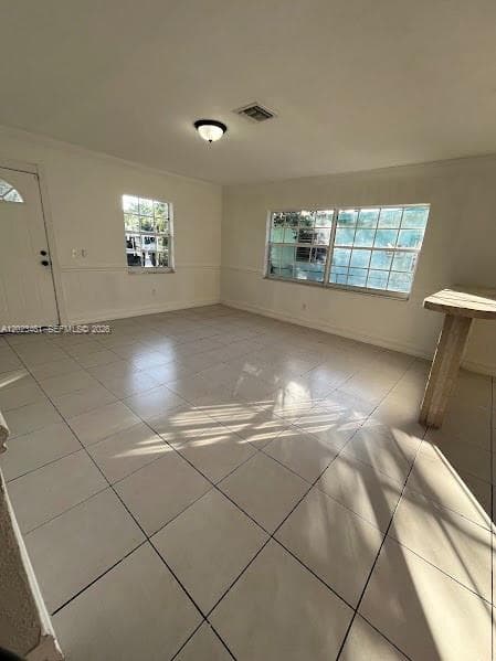 2411 NW 65th St, Miami, FL 33147 — zdjęcie 4