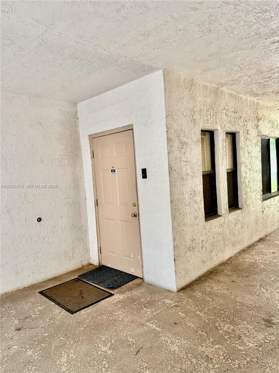 4725 SW 62nd Ave # 104, Davie, FL 33314 — zdjęcie 3