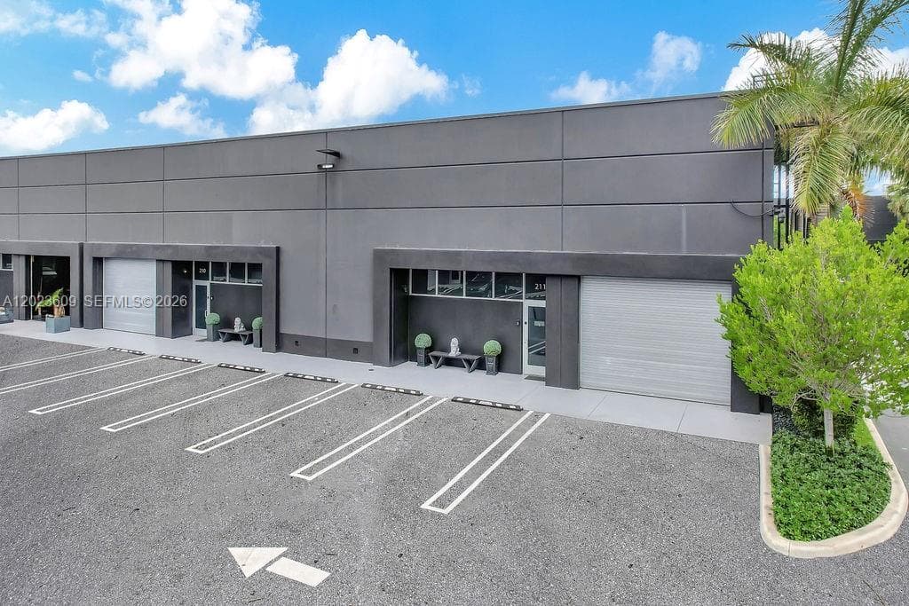 6030 NW 102nd Ave # 211, Doral, FL 33178 — zdjęcie 5