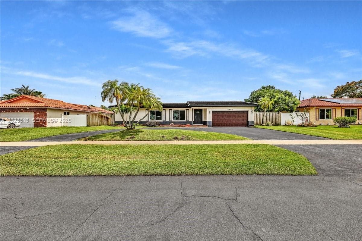 5260 SW 10th Ct, Plantation, FL 33317 — zdjęcie 2