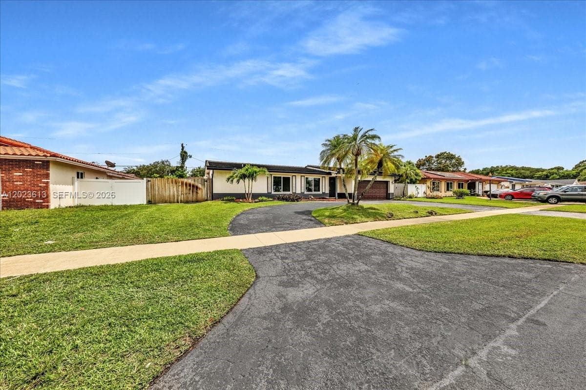5260 SW 10th Ct, Plantation, FL 33317 — zdjęcie 4
