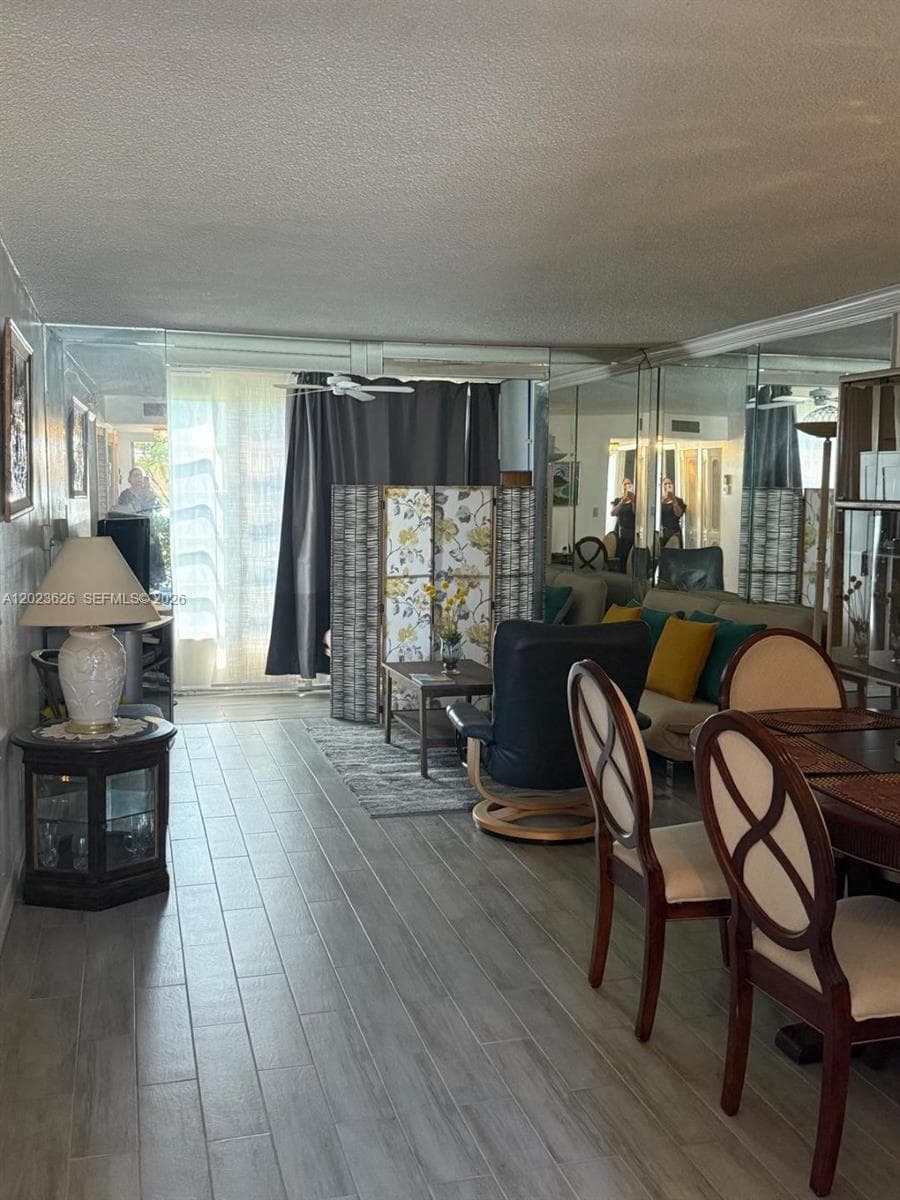 9401 Sunrise Lakes Blvd # 109, Sunrise, FL 33322 — zdjęcie 2