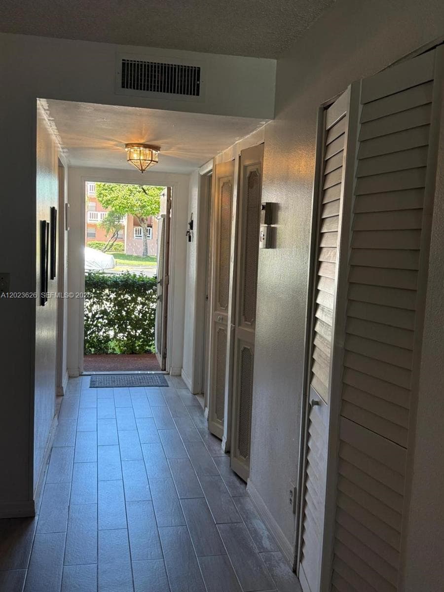 9401 Sunrise Lakes Blvd # 109, Sunrise, FL 33322 — zdjęcie 5
