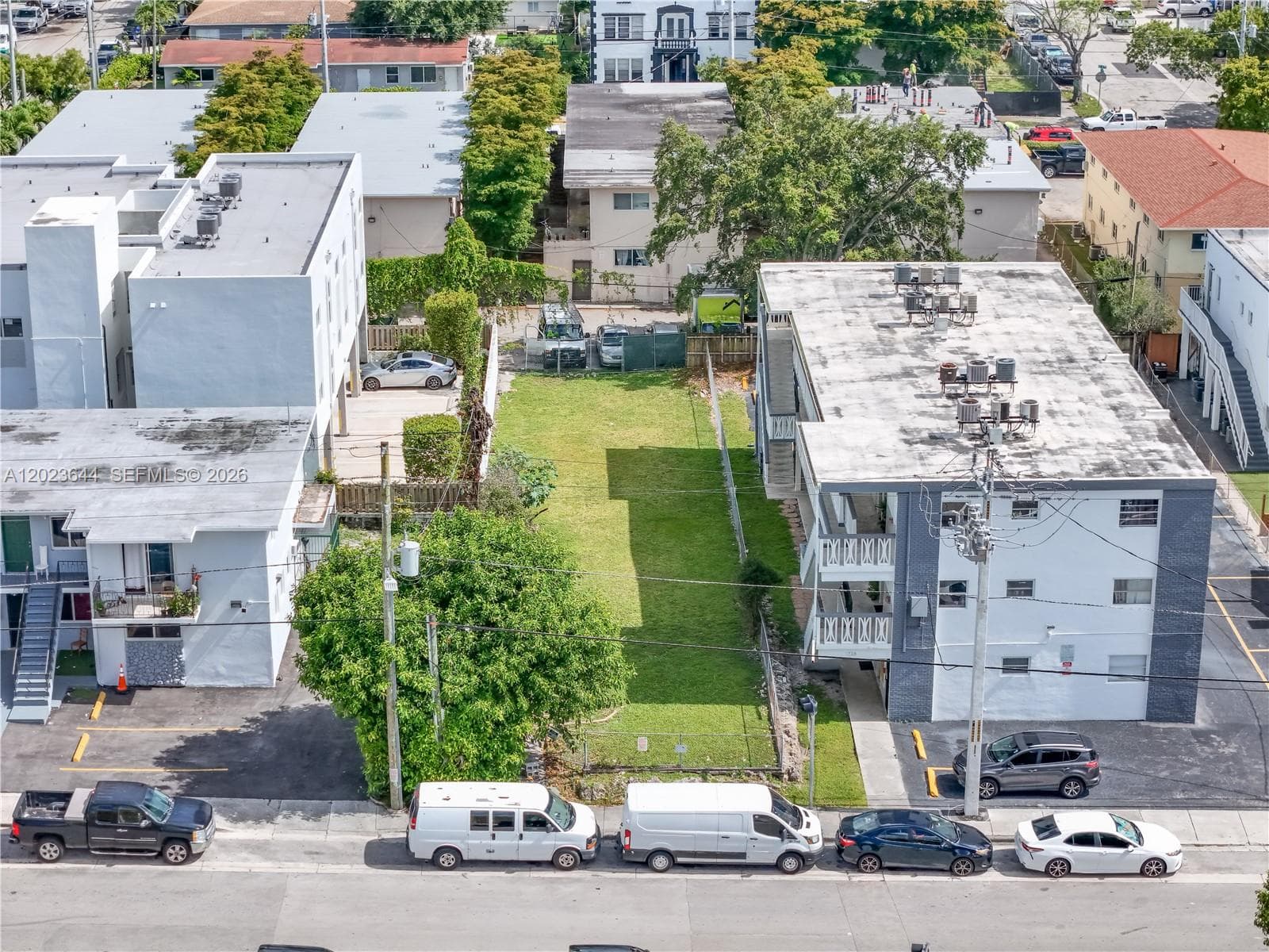 718 SW 4th St, Miami, FL 33130 — zdjęcie 2