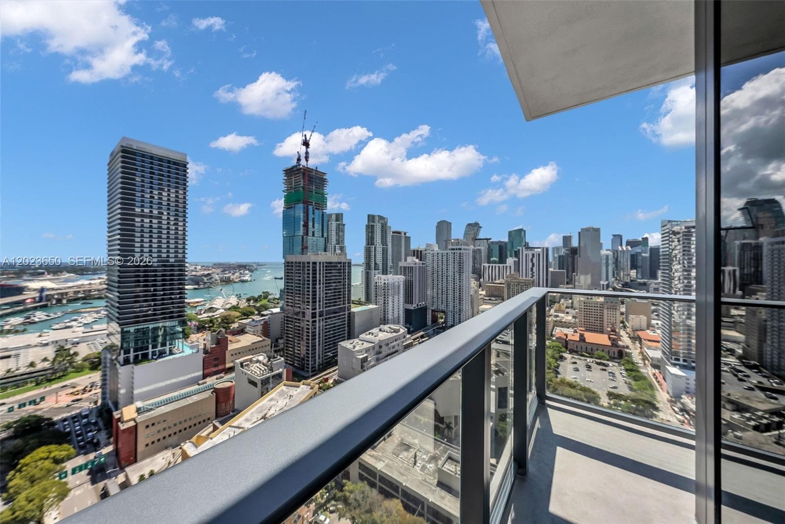 121 NE 5th St # 3401, Miami, FL 33132 — zdjęcie 4