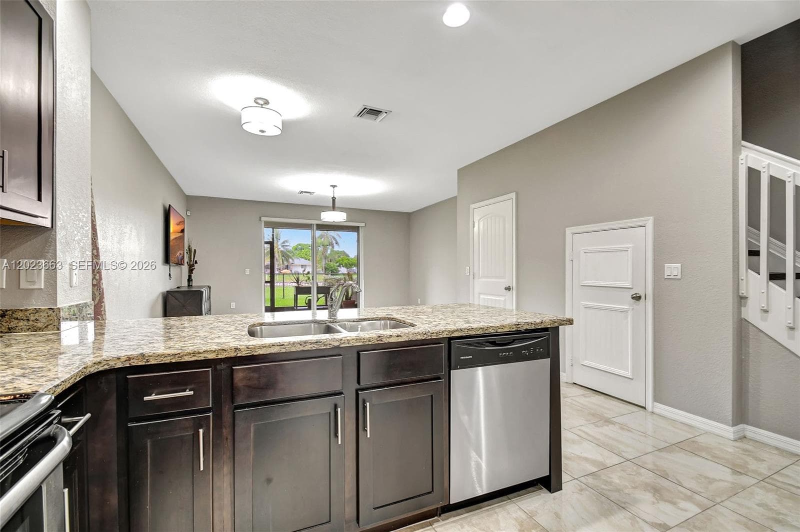 1119 Vermilion Dr, Lake Worth, FL 33461 — zdjęcie 5