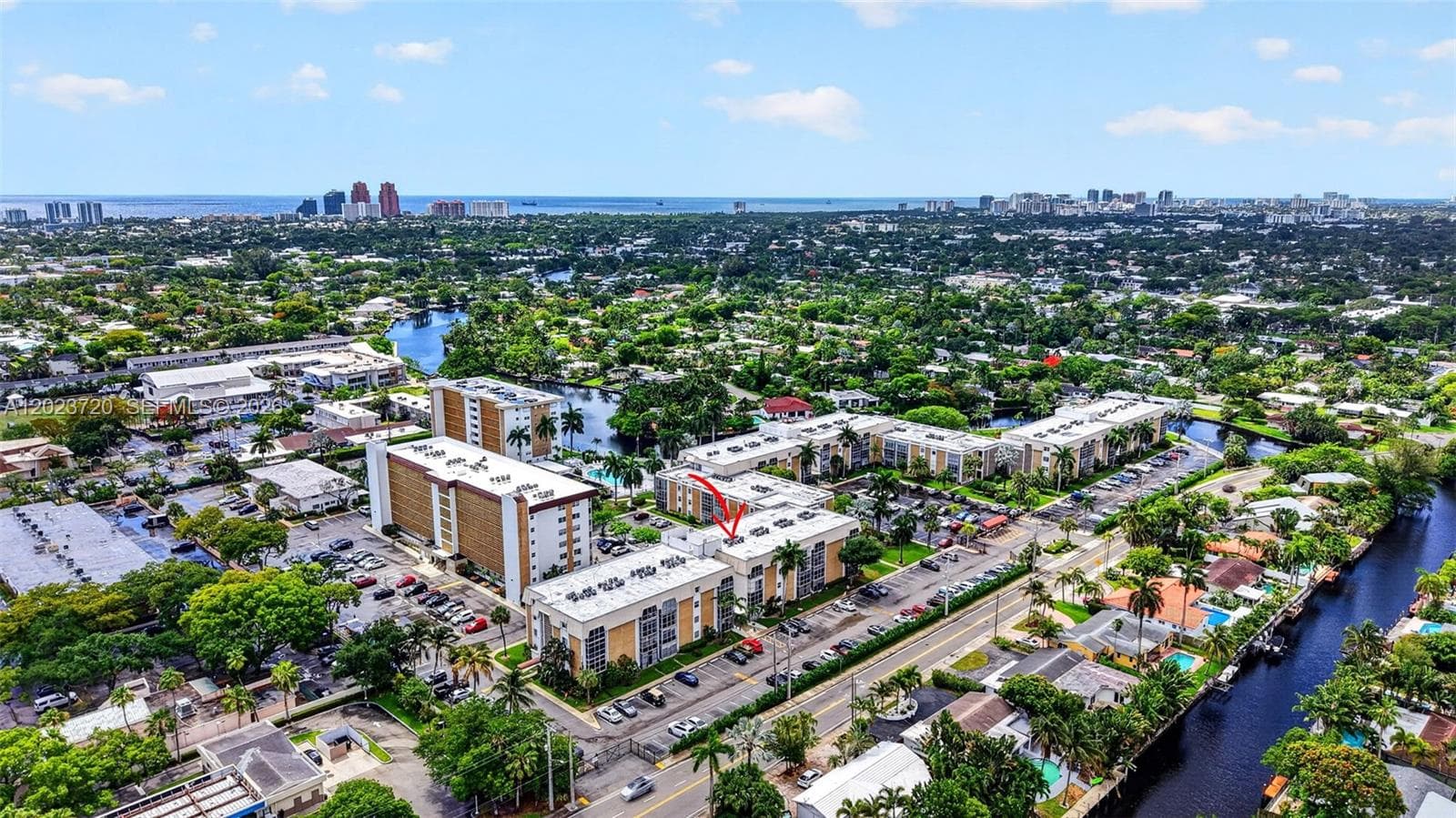3040 NE 16th Ave # 310, Oakland Park, FL 33334 — zdjęcie 2
