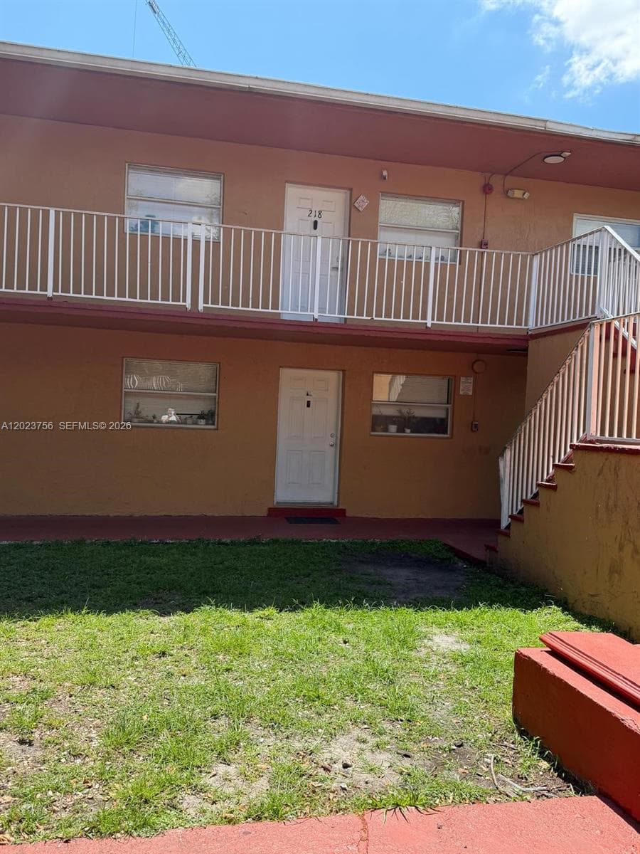 1245 W 24th St # 118, Hialeah, FL 33010 — zdjęcie 2