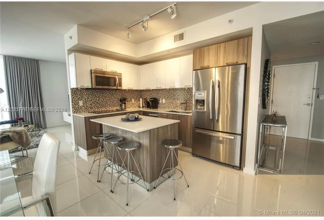5300 Paseo Blvd   Unit 401 # 401, Doral, FL 33166 — zdjęcie 2