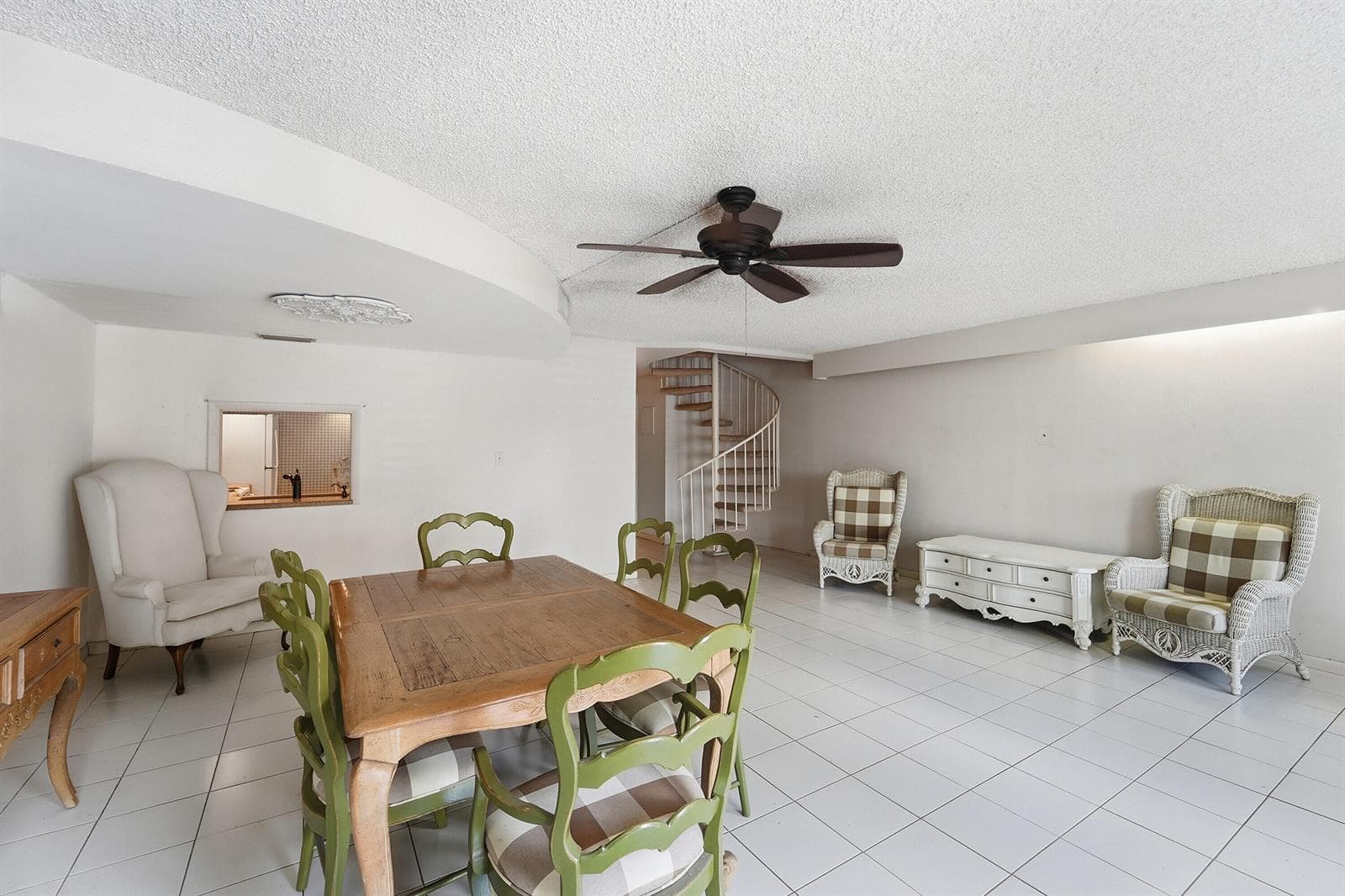 640 Tennis Club Drive # 103, Fort Lauderdale, FL 33311 — zdjęcie 3