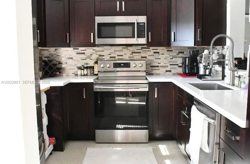 441 SE 3rd St # 104, Dania Beach, FL 33004 — zdjęcie 4