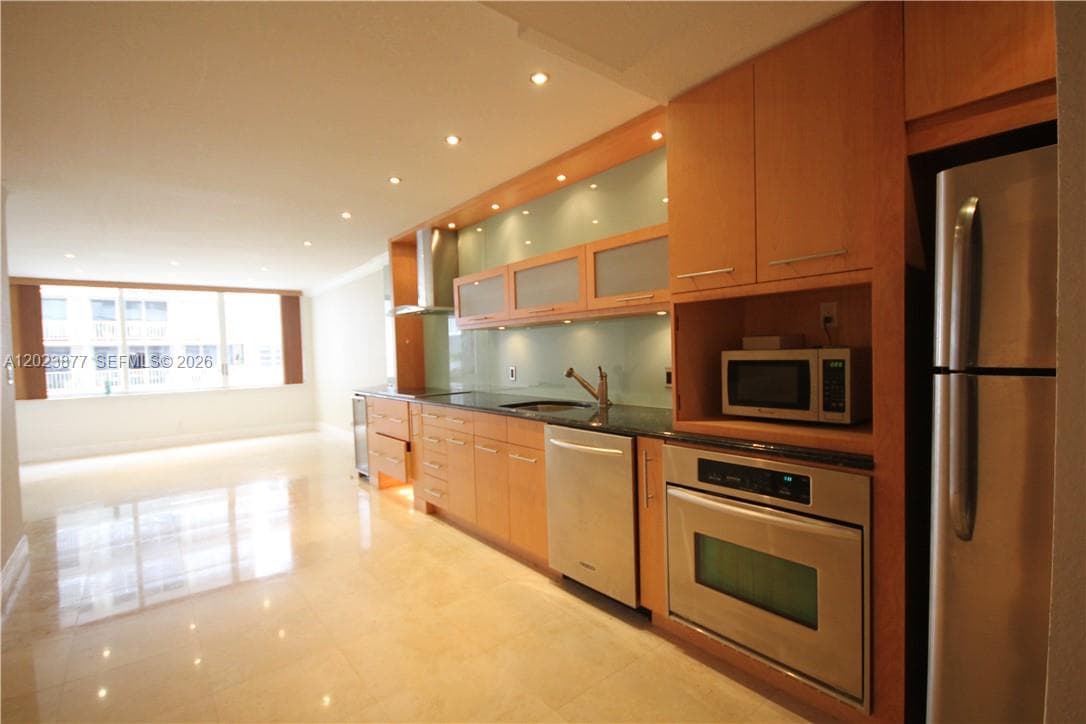 5401 Collins Ave # 339, Miami Beach, FL 33140 — zdjęcie 5