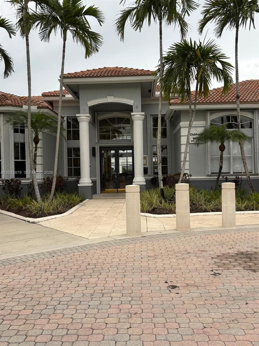 150 NW 96th Ave # 9-307, Pembroke Pines, FL 33024 — zdjęcie 2