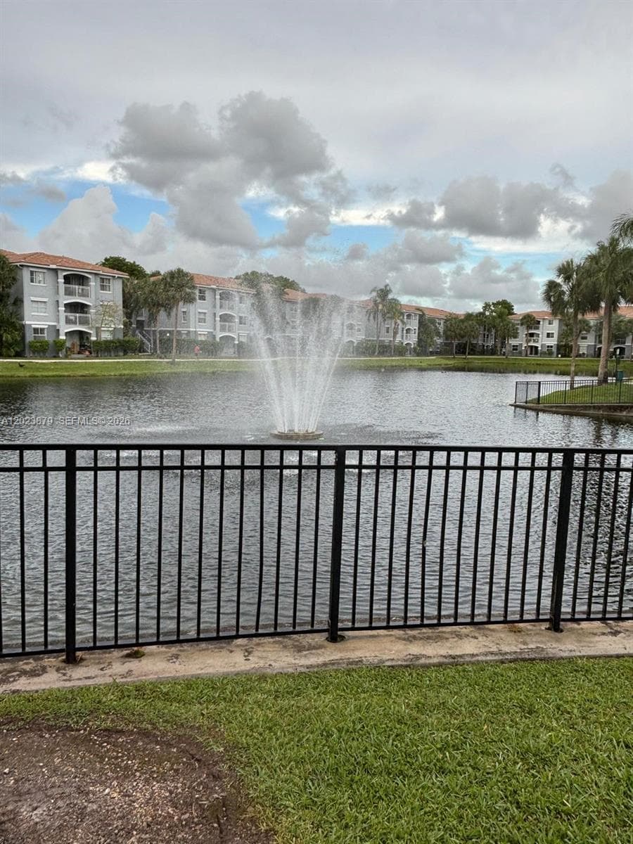150 NW 96th Ave # 9-307, Pembroke Pines, FL 33024 — zdjęcie 3