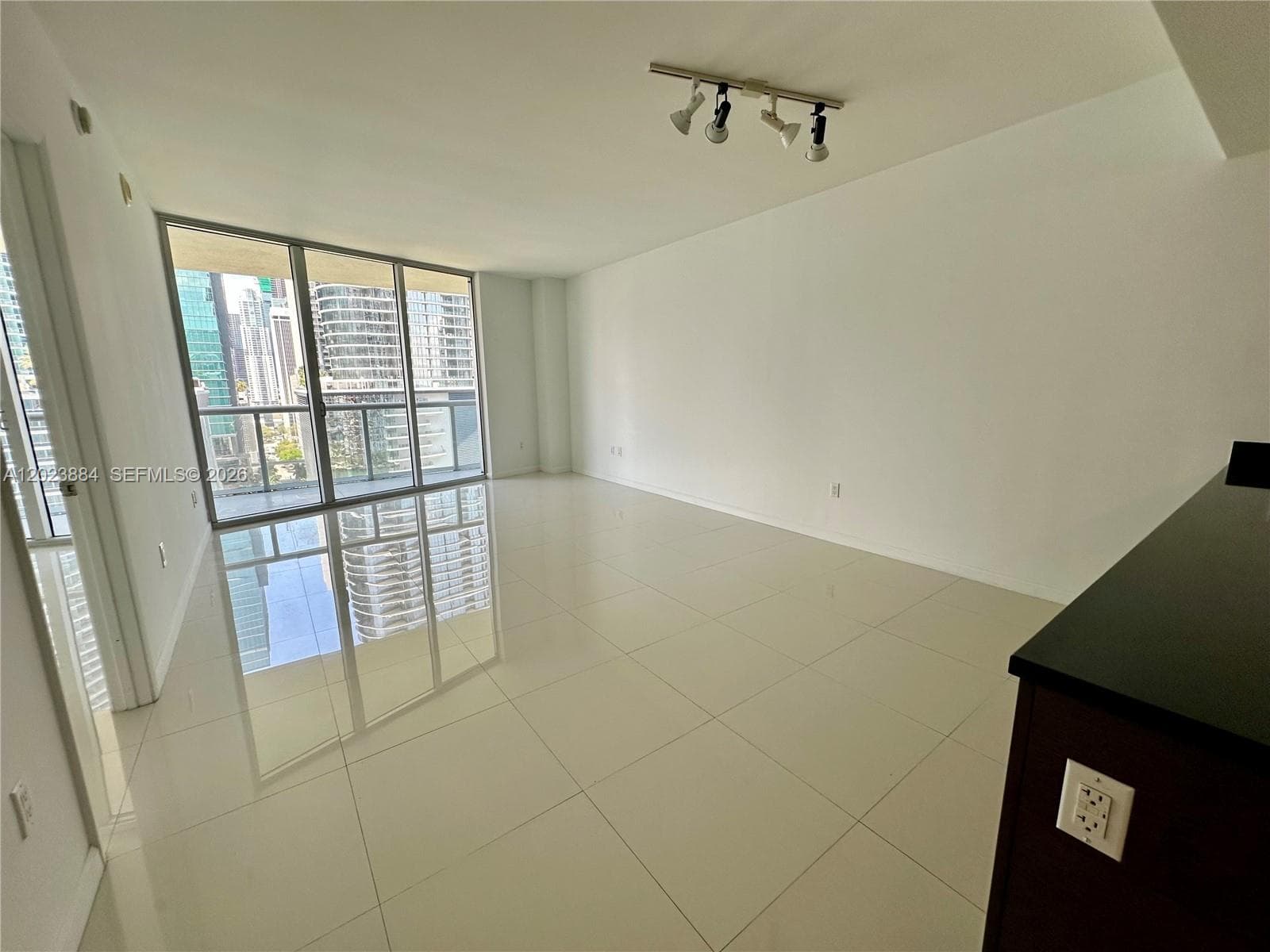 475 Brickell Avenue # 1614, Miami, FL 33131 — zdjęcie 5
