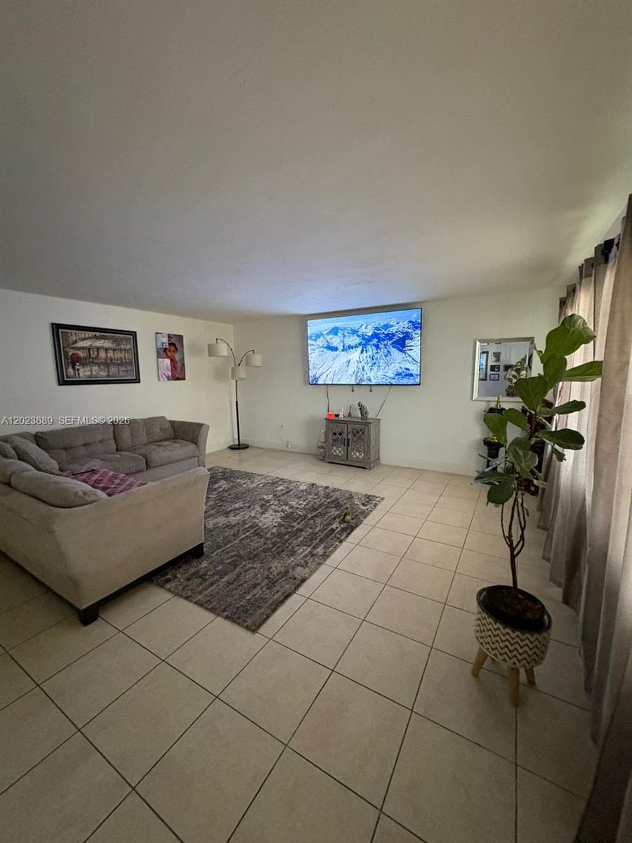 11840 NE 19th Dr # 14, North Miami, FL 33181 — zdjęcie 5
