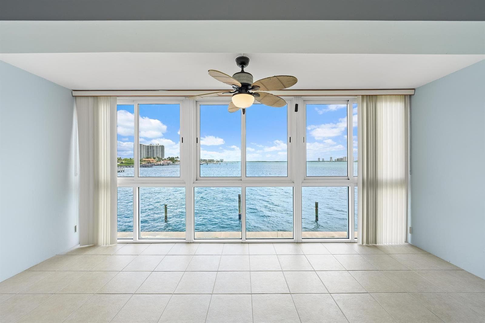 400 Wilma Circle # 206, Riviera Beach, FL 33404
