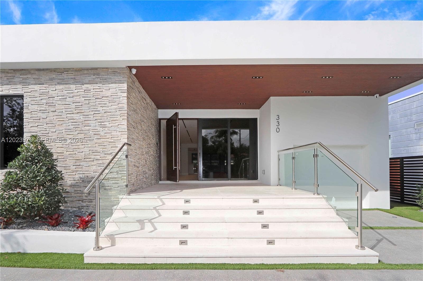 330 SW 19th Rd, Miami, FL 33129 — zdjęcie 4